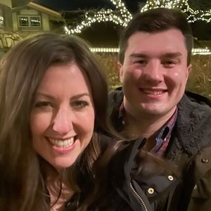 Meet your Posher, Keelen